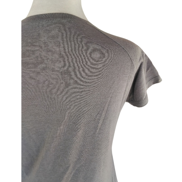 The North Face Graphic Baby Tee Gray Sunrise Slim Fit Size Small - Picture 6 of 7